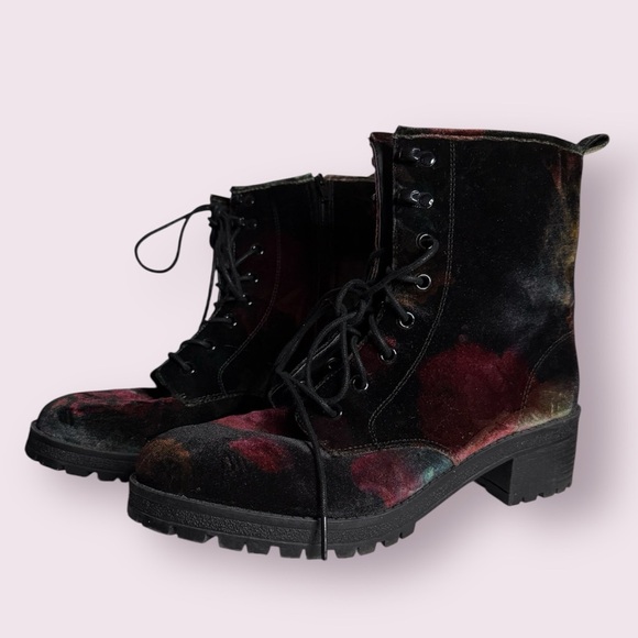 Madden Girl Floral Velvet Combat Boots 10 - Picture 1 of 10